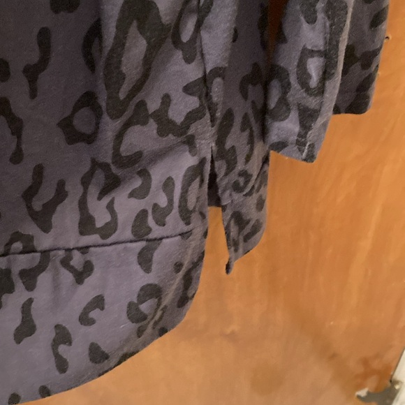 Monsoar Animal Print Tunic Top - Picture 3 of 4